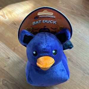 Fuzzyard  Halloween  bat Duck    With Squeaky 8”